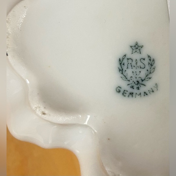 VINTAGE R&S CREAMER FLOWERS DESIGN GERMANY - Picture 4 of 4